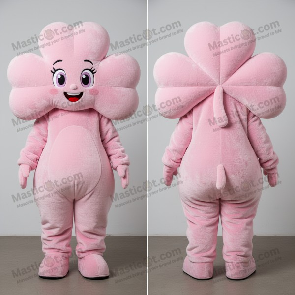Smaragdově zelený maskot šťastného čtyřlístkového klevéru -