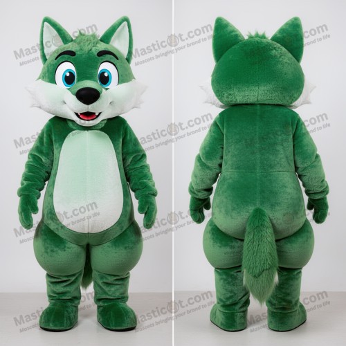 Velvety green playful wolf mascot - Masticot.com