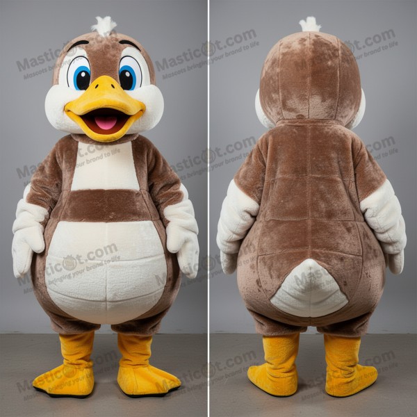Velvety yellow cheerful muscovy duck mascot - Masticot.com